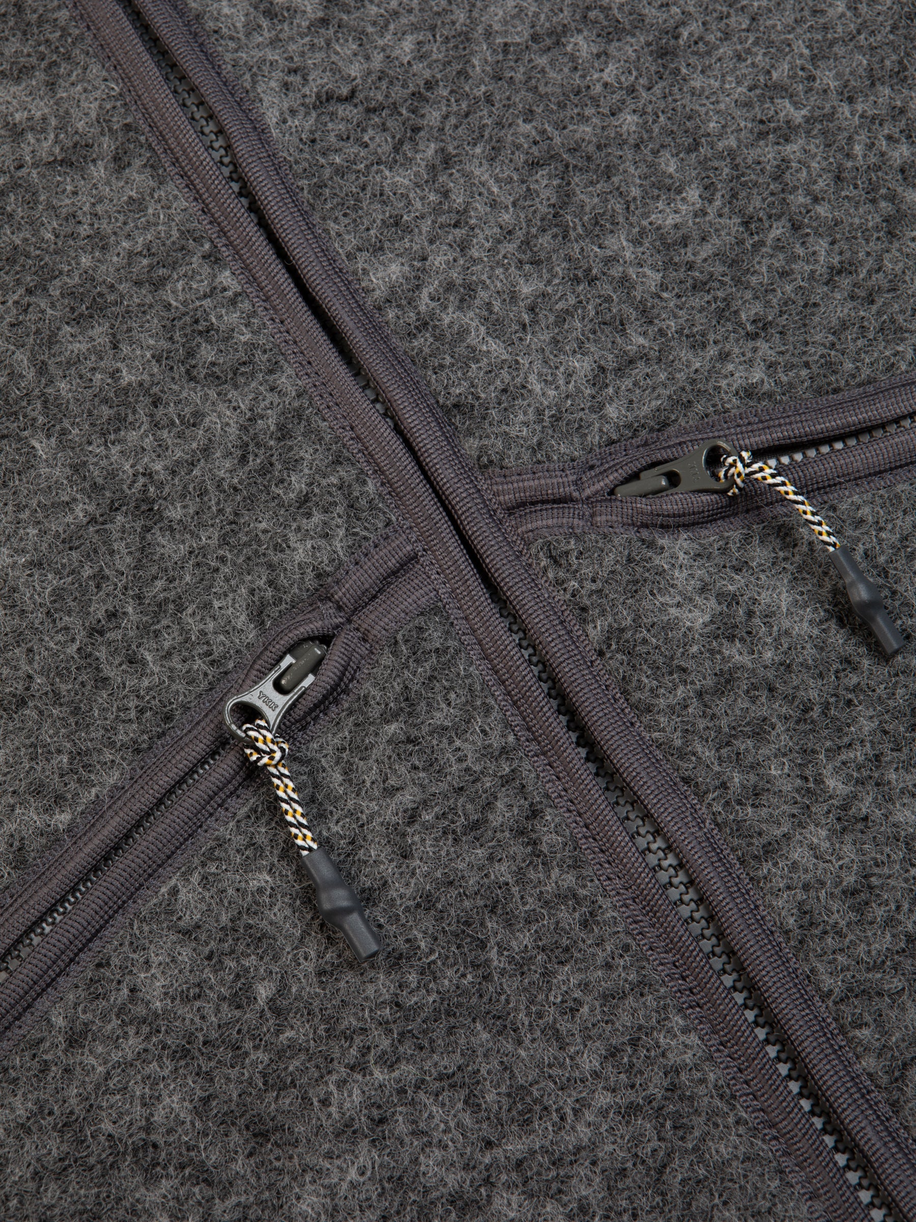 The zipped pocket details of the Dreghorn Fleece by menswear designer KESTIN.