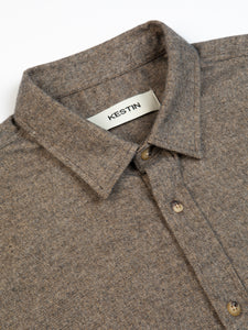 The collar of the KESTIN Kinnaird Shirt in peat brown marl.