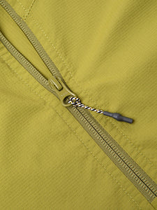 The YKK zipper to the neck of the KESTIN Aberfeldy Windbreaker.